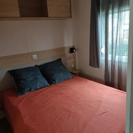 Casa de Férias Confortable A Avec Piscine